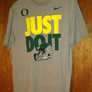 Nike tee